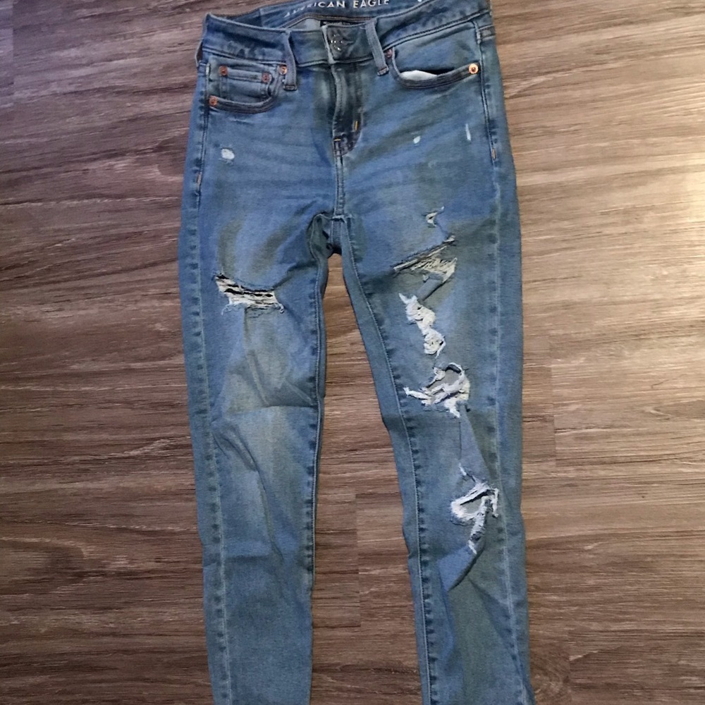 Light Wash Destroyed Jegging